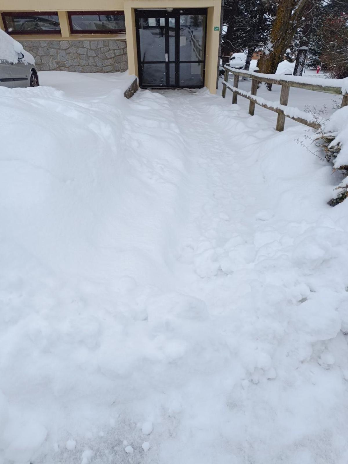 Studio Marmotte Font-Romeu 4 Personnes Avec Balcon Residence Val Soleil Entierement Renove En Juin 2021 Place De Parking & Wifi Gratuit , Draps & Serviettes De Toilettes Non Inclus, Sabanas Y Toallas No Incluidos Zewnętrze zdjęcie